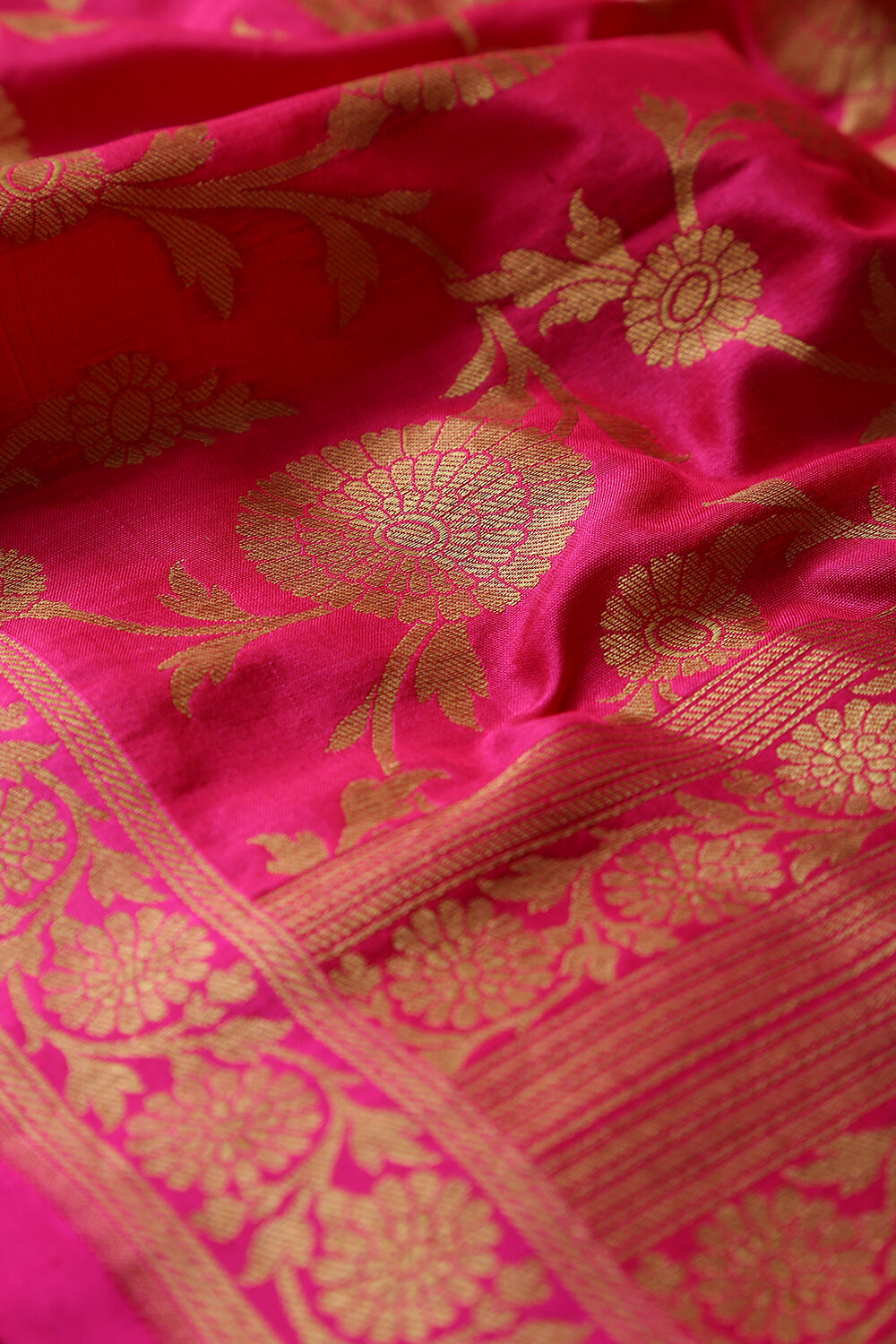 Bright Pink Pure Silk Banaras Dupatta image number null