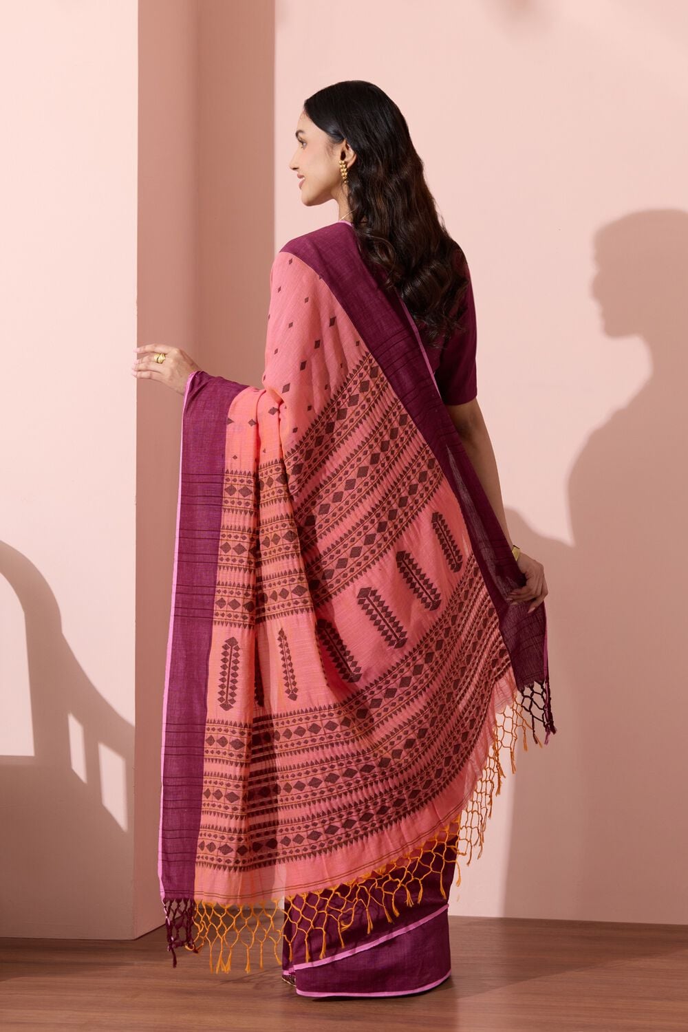 Light Pink Woven Pure Cotton Bengal Saree image number null