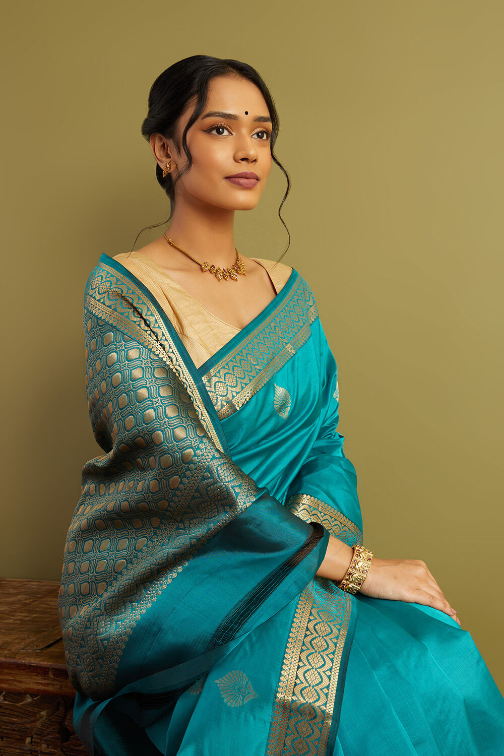 Light Green Woven Silk Viscose Saree image number null