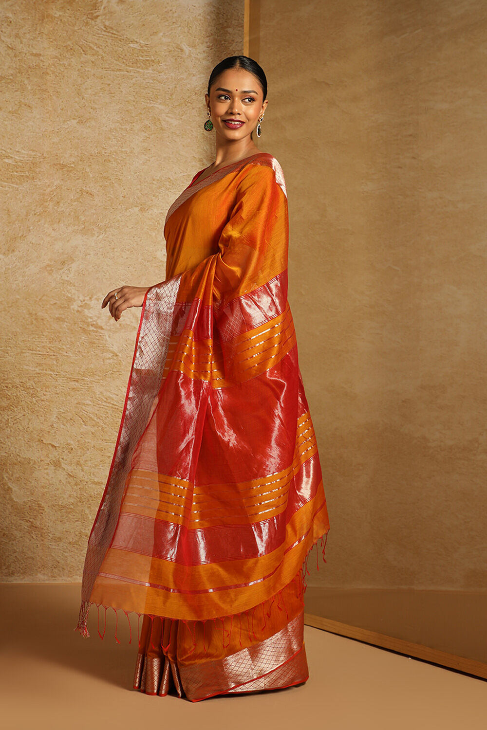 Orange Pure Silk Cotton Woven Maheshwari Saree image number null