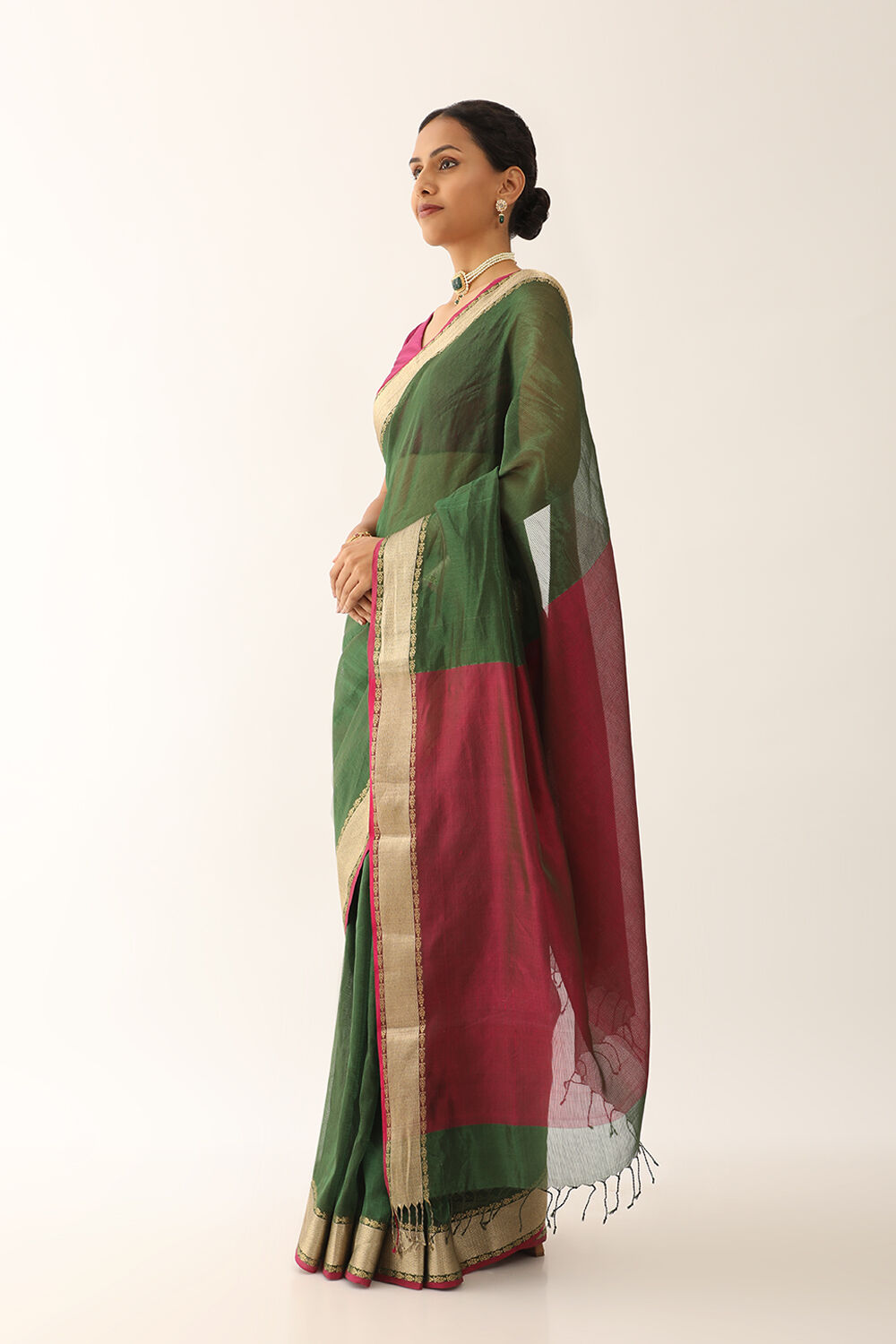Dark Green Pure Tissue Silk Maheswari Saree image number null
