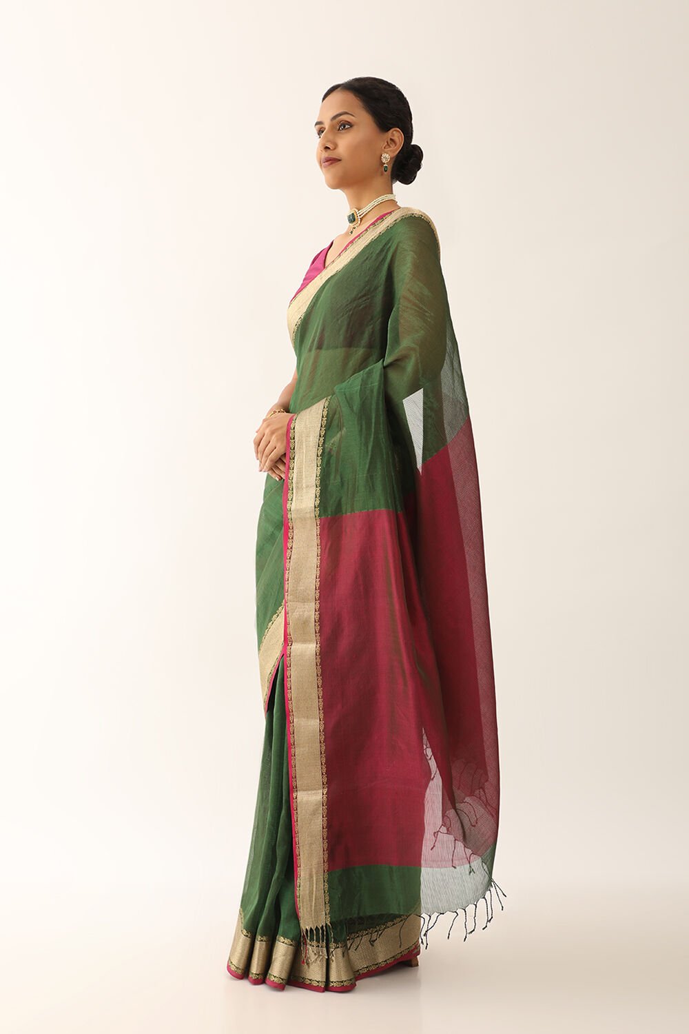 Dark Green Pure Tissue Silk Maheswari Saree image number null