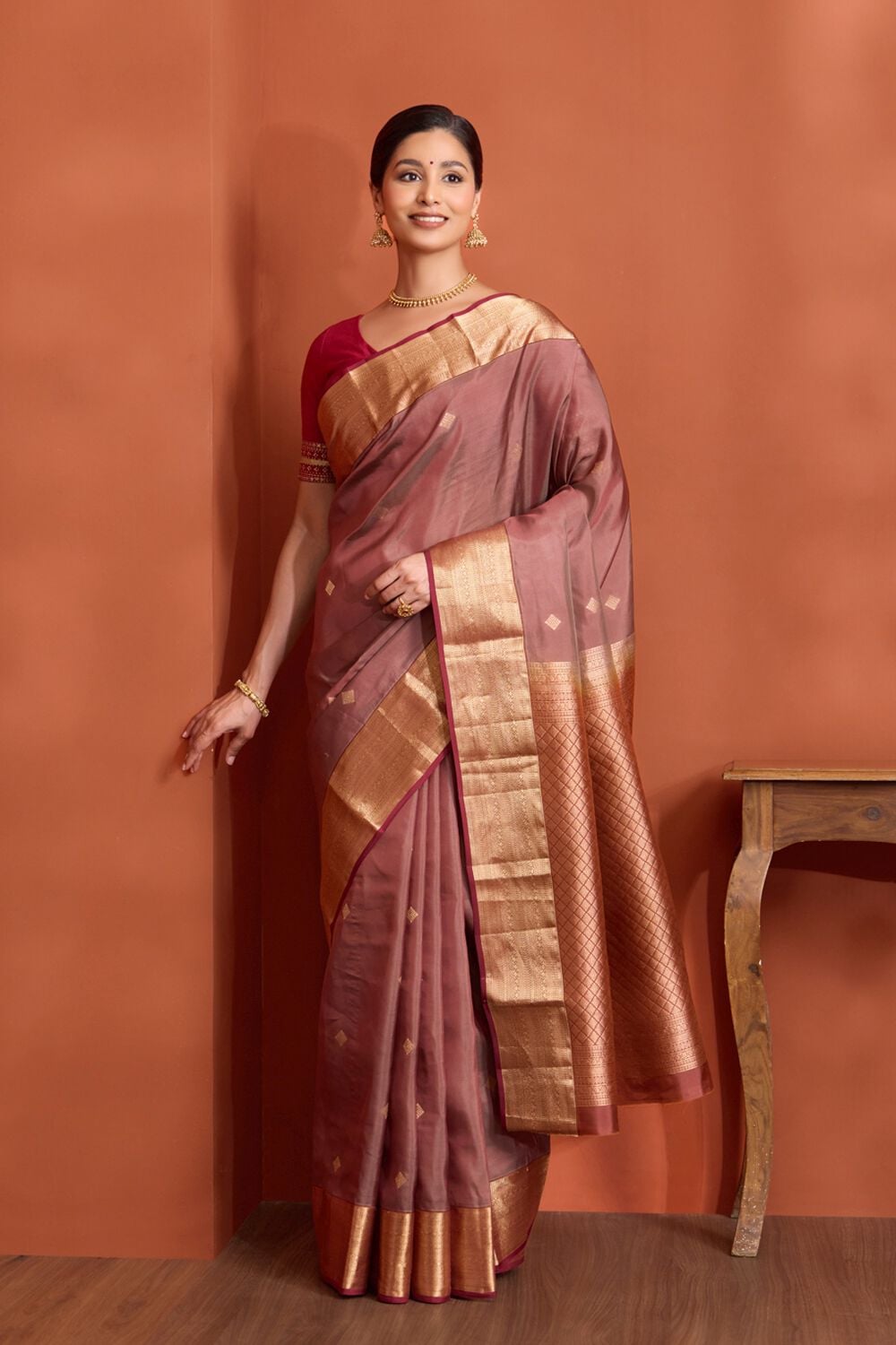 Brown Apsara Woven Silk Viscose Saree image number null