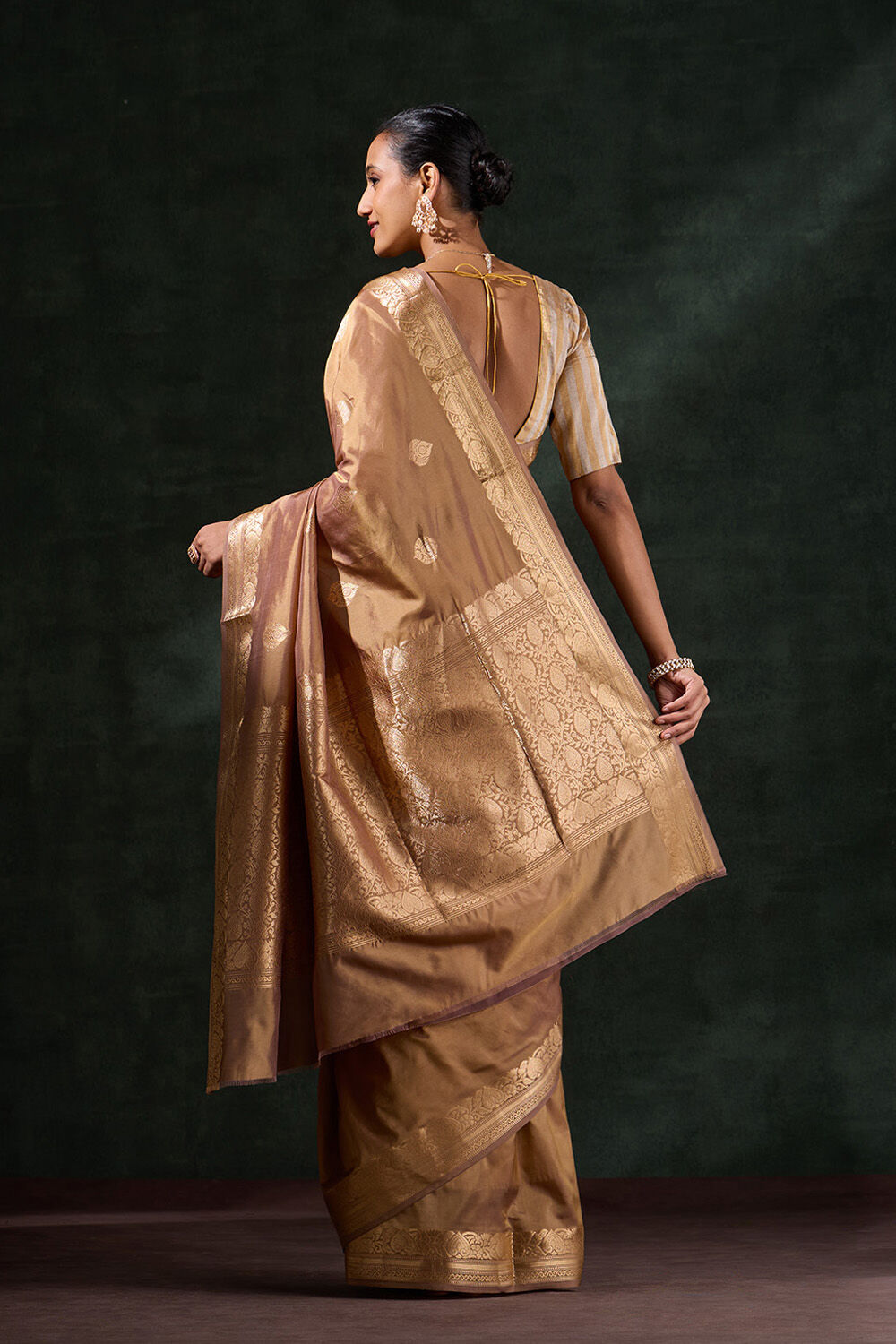 Brown Silk Viscose Kadwa Saree image number null