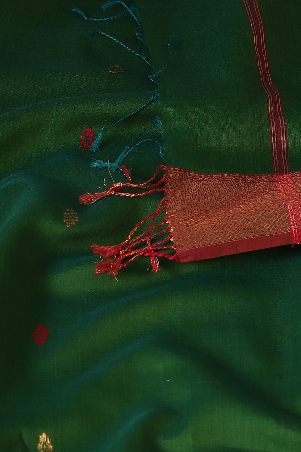Dark Green Pure Silk Cotton Maheswari Saree image number null