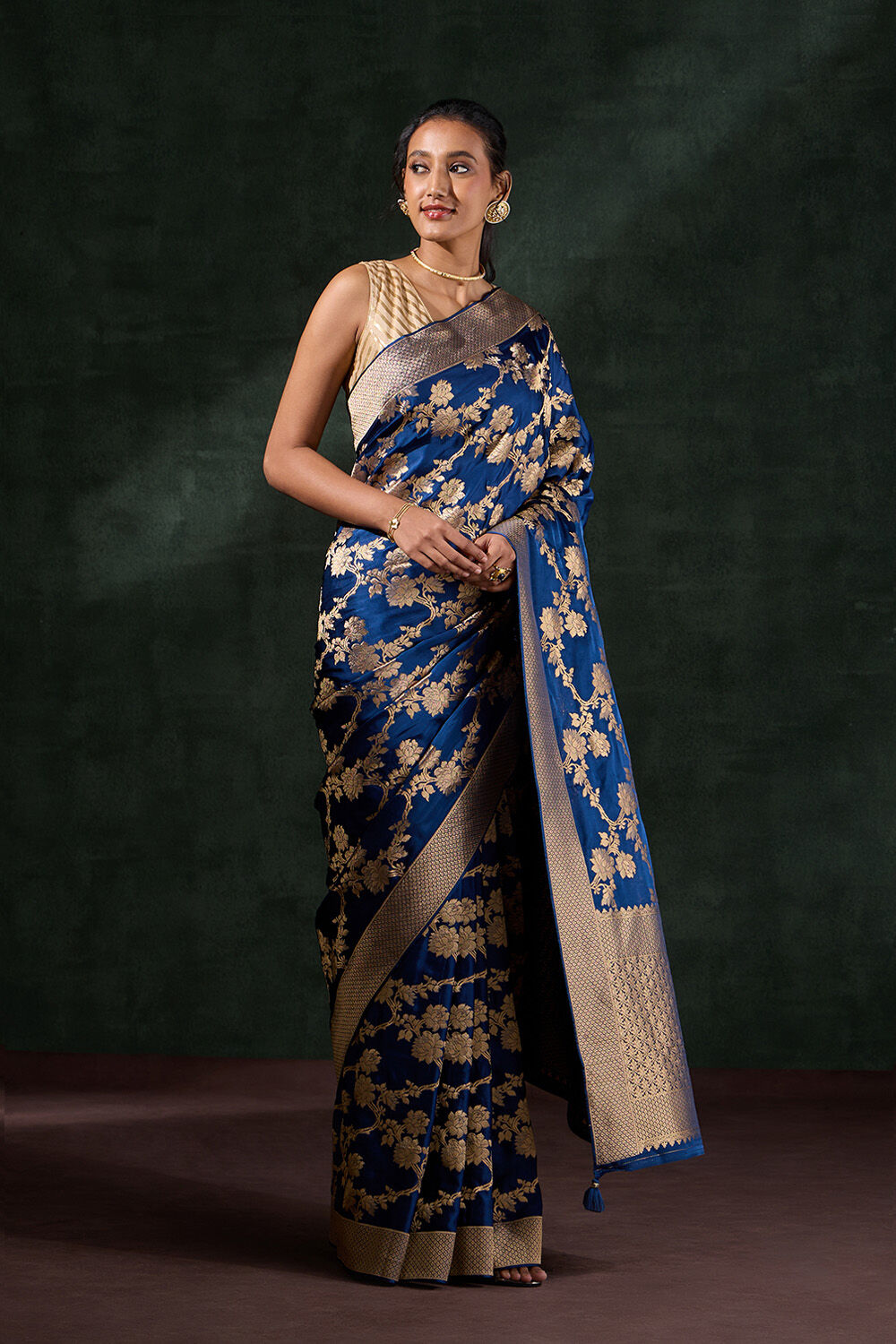 Blue Woven Viscose Saree image number null