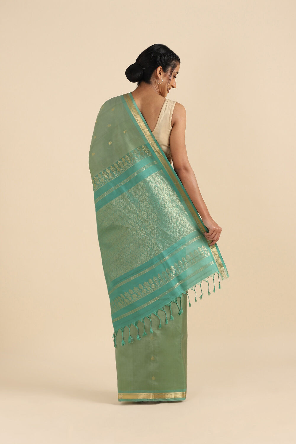 Light Green Pure Silk Kanjivaram Saree image number null