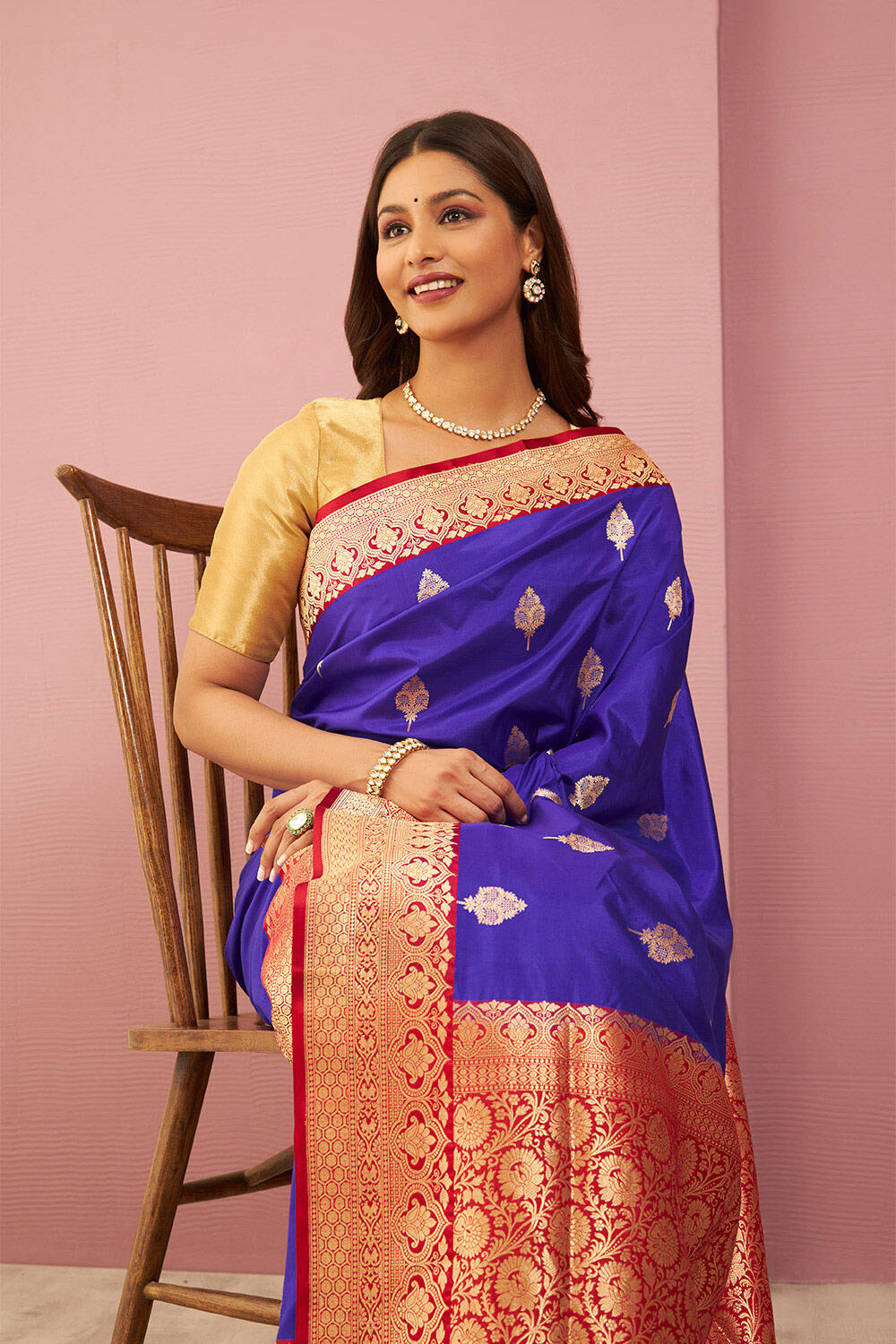 Violet Pure Silk Kadwa Banaras Saree image number null