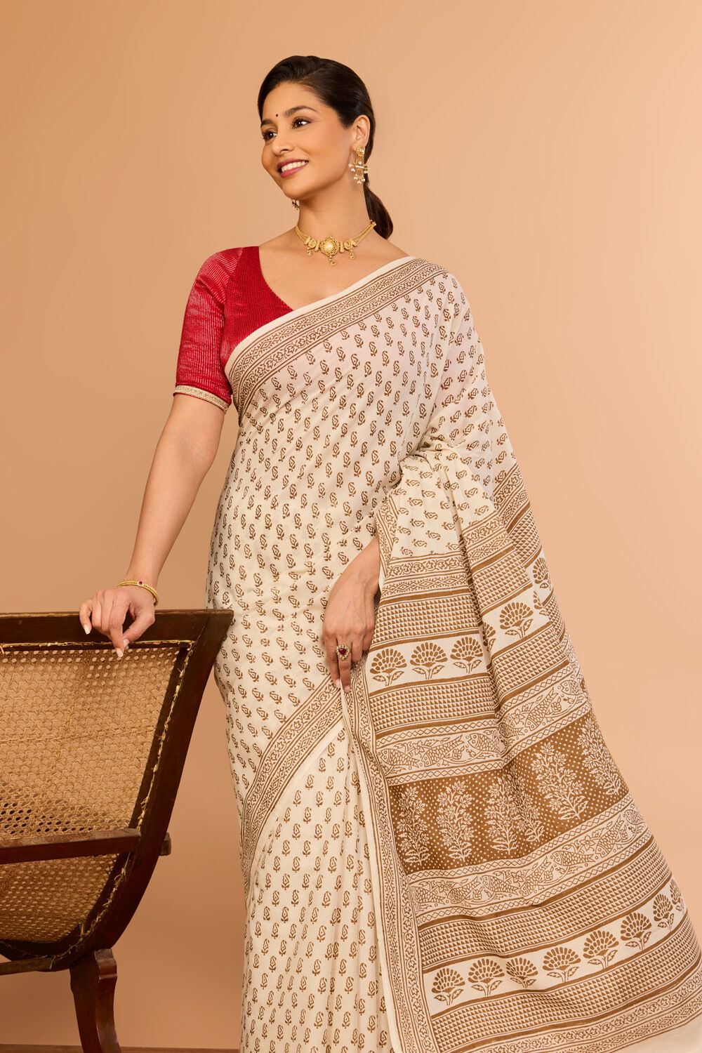 Off White Cotton Bagh Block Printed Saree image number null