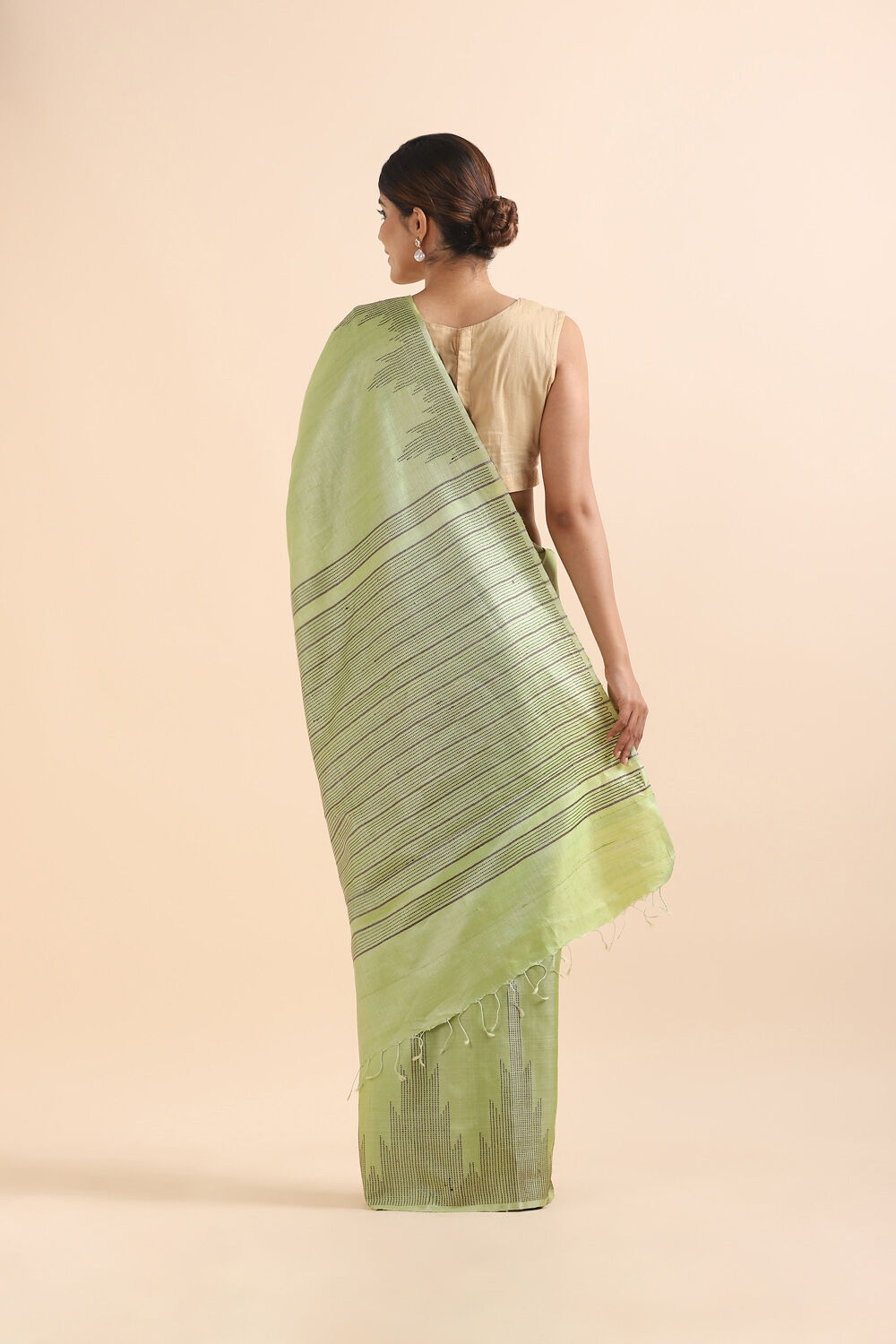 Green Pure Tussar Woven Saree image number null
