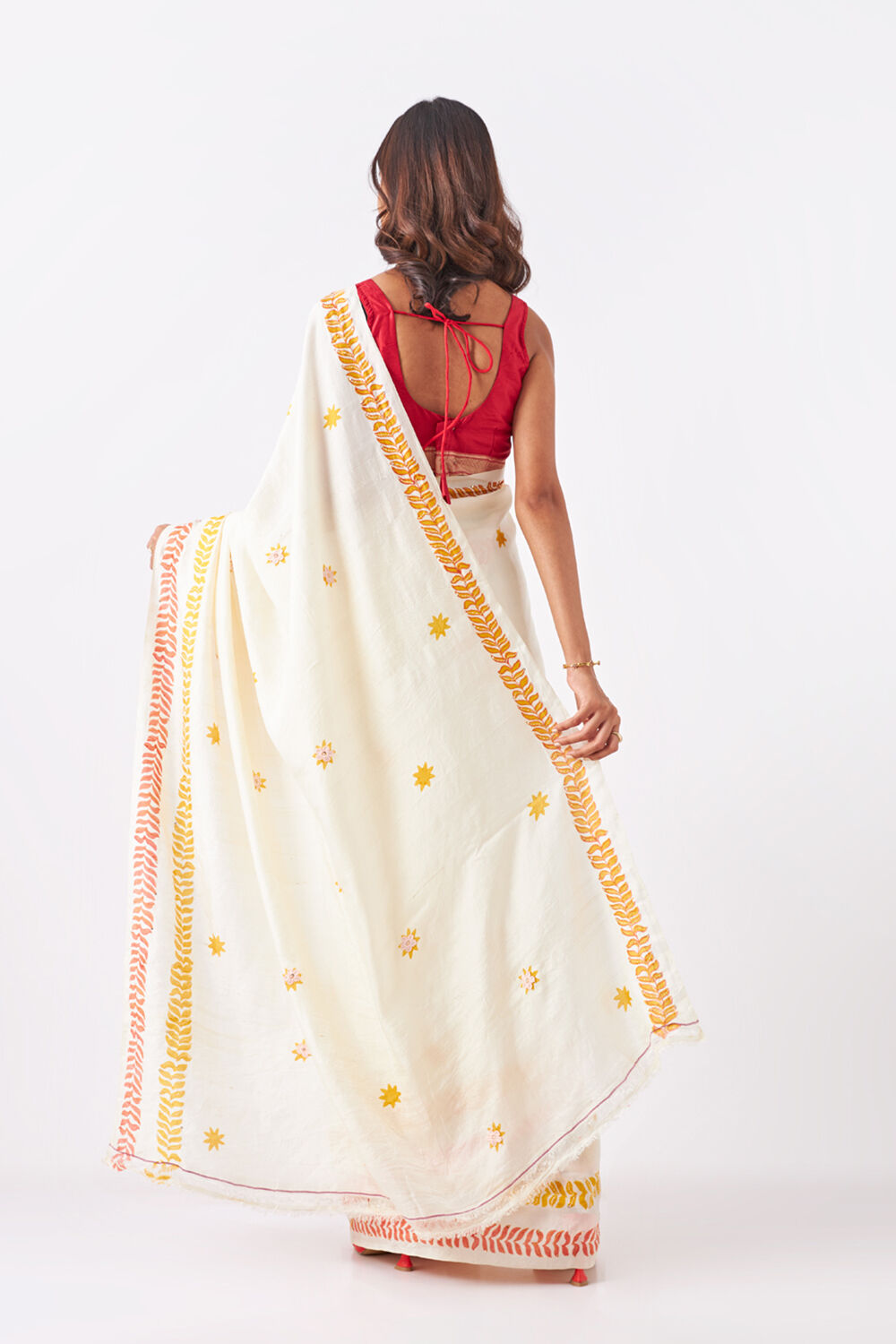 Off White Pure Silk Hand Painted Saree image number null