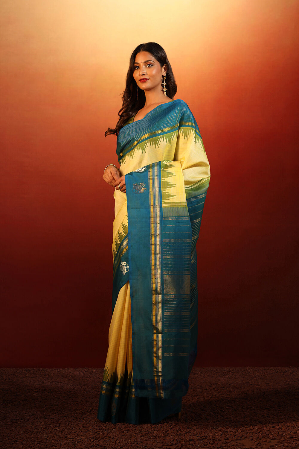 Yellow Woven Pure Silk Kanjivaram Saree image number null