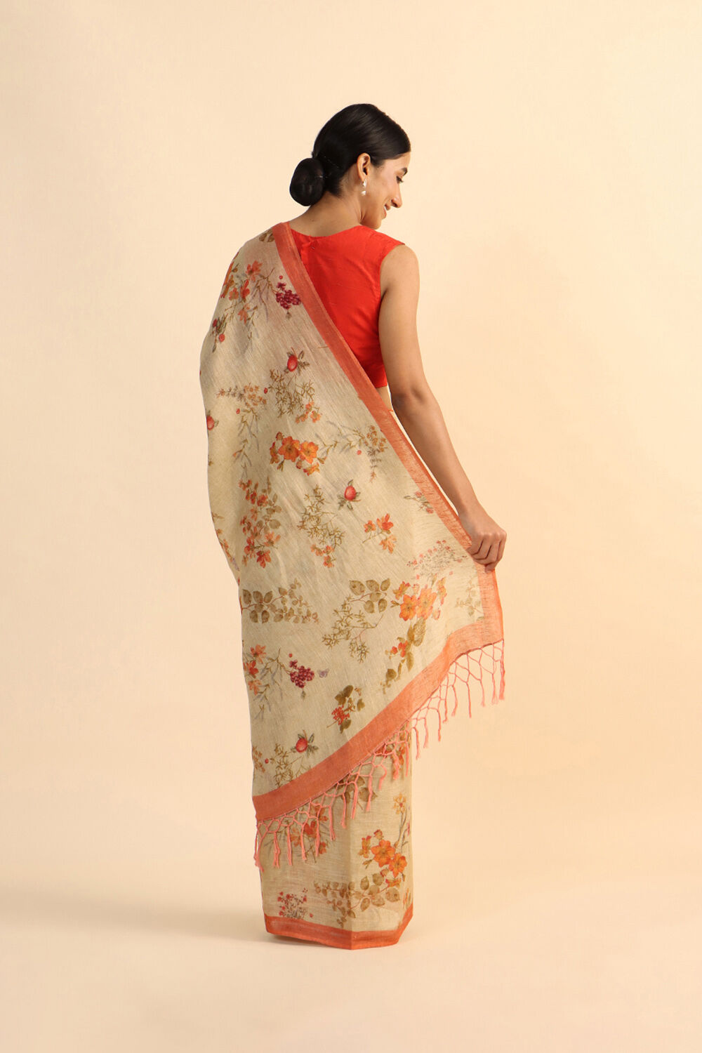 Beige Pure Linen Digital Printed Saree image number null