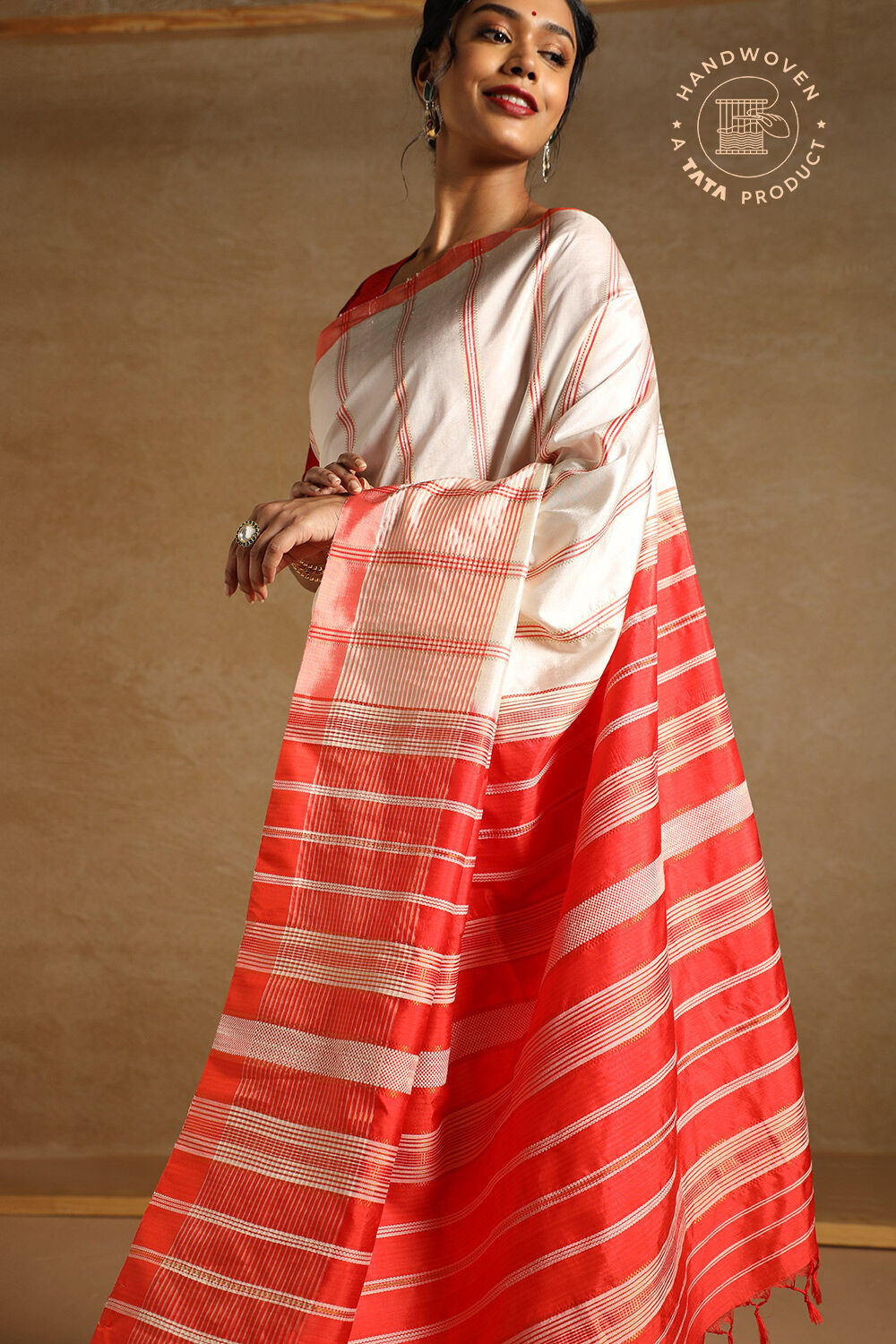Off White Pure Silk Woven Bengali Saree image number null