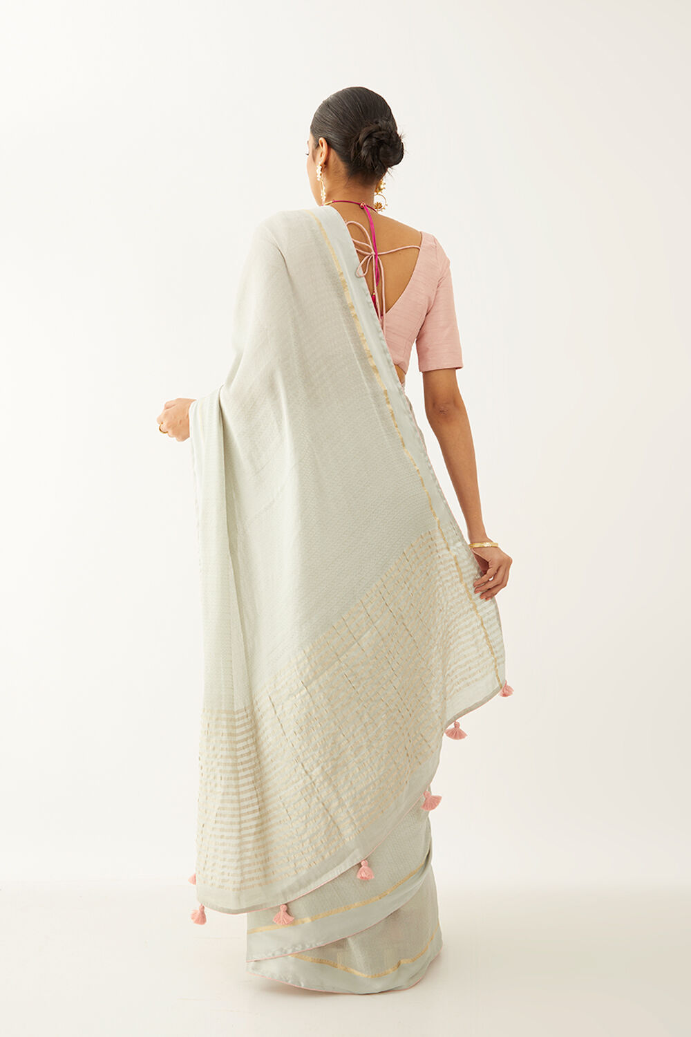 Grey Pure Silk Crepe Woven Saree image number null