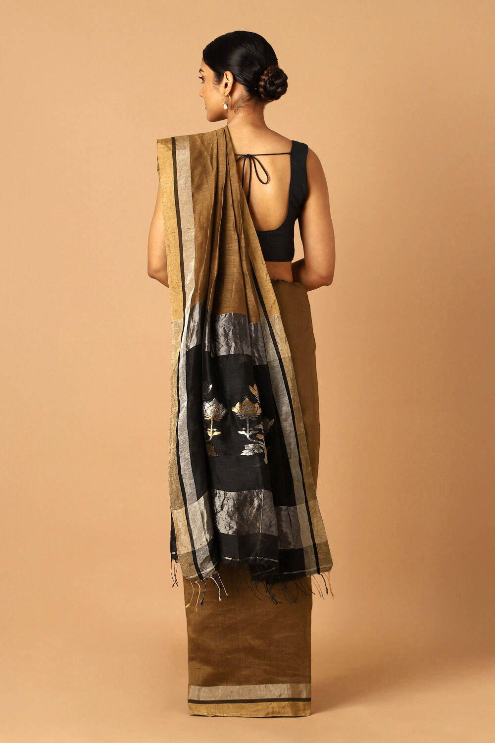 Brown Pure Silk Linen Jamdani Saree image number null