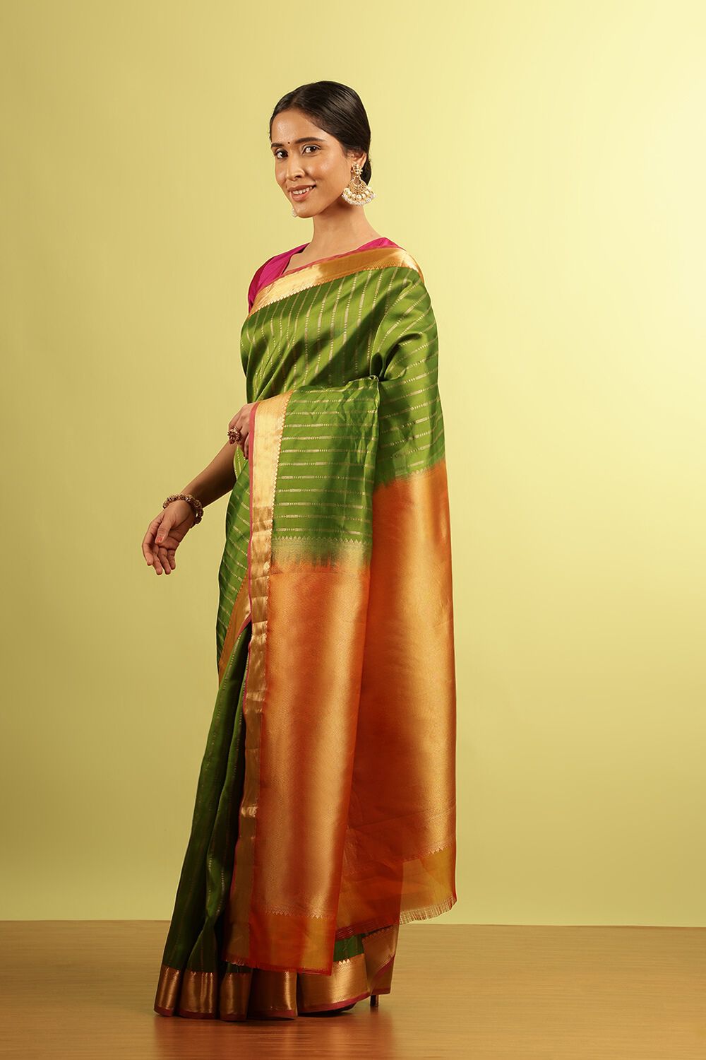 Green Woven Silk Viscose Saree image number null