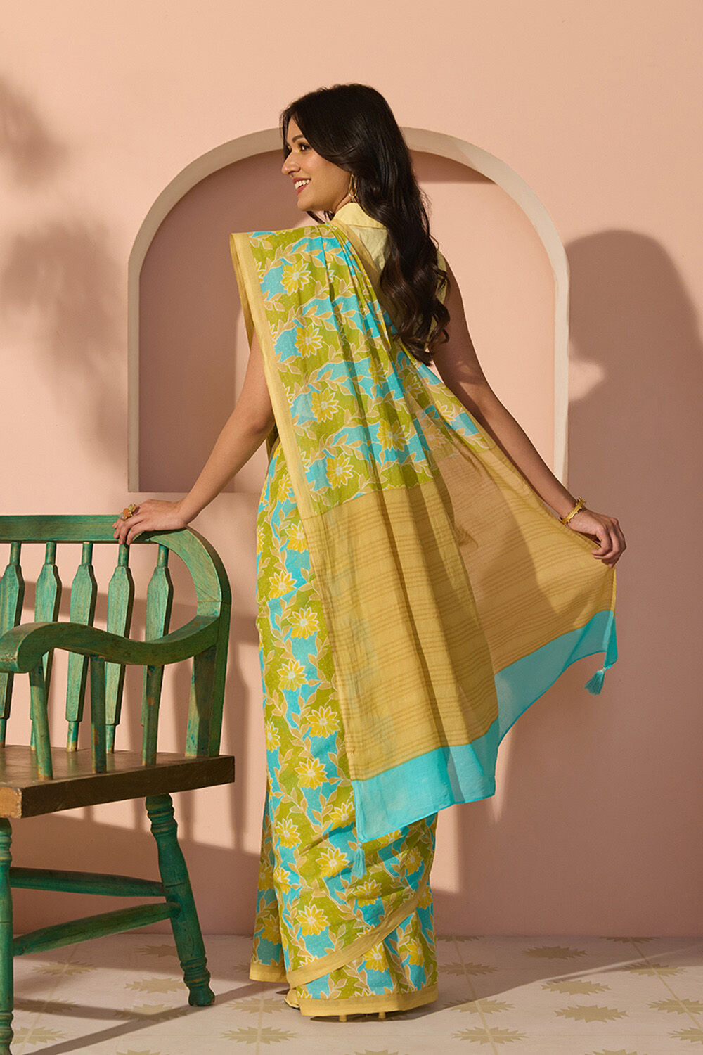 Green Bengal Screen Printed Pure Cotton Mulmul Saree image number null