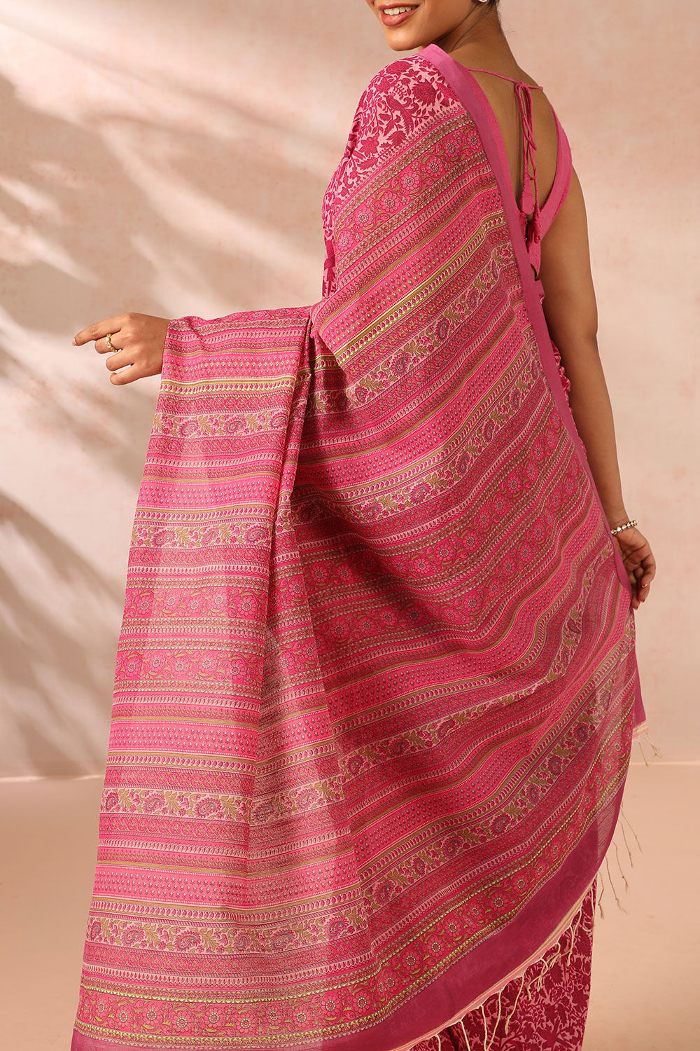 Pink Printed Bengal Pure Cotton Saree image number null