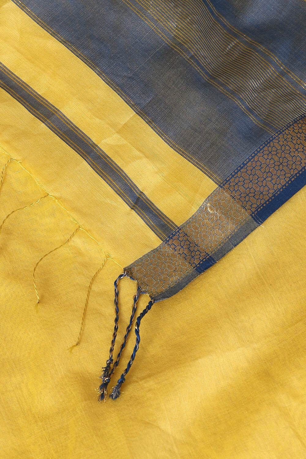 Yellow Pure Silk Cotton Maheswari Saree image number null
