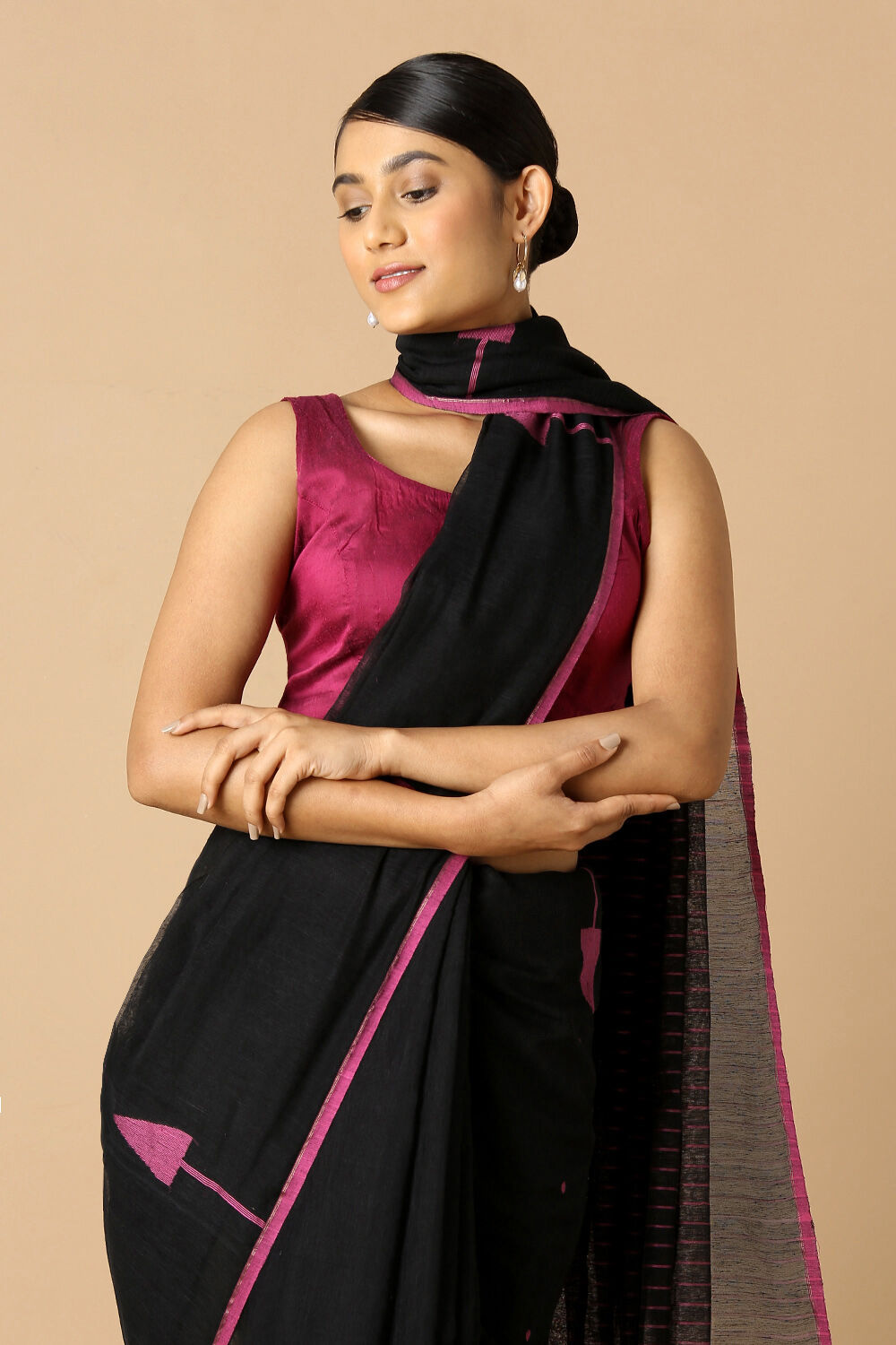 Black Pure Silk Cotton Jamdani Saree image number null