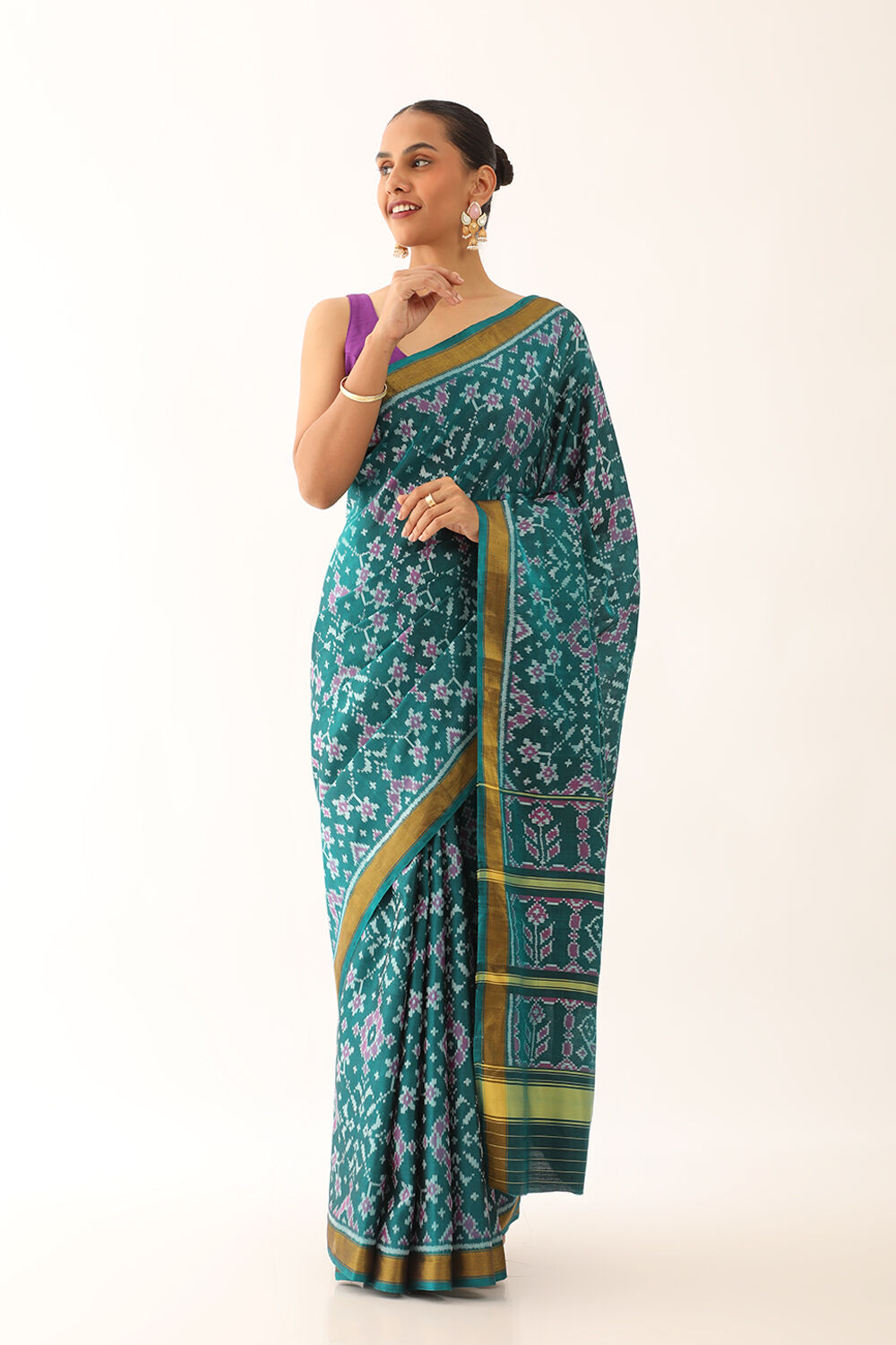 Green Pure Silk Ikat Patola Saree image number null