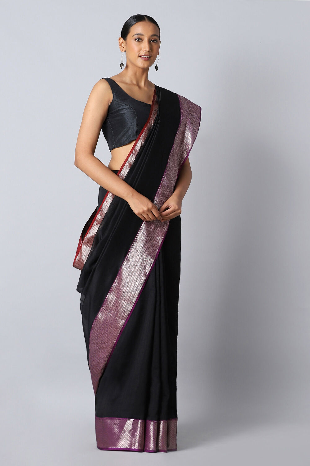 Black Pure Silk Cotton Maheswari Saree image number null