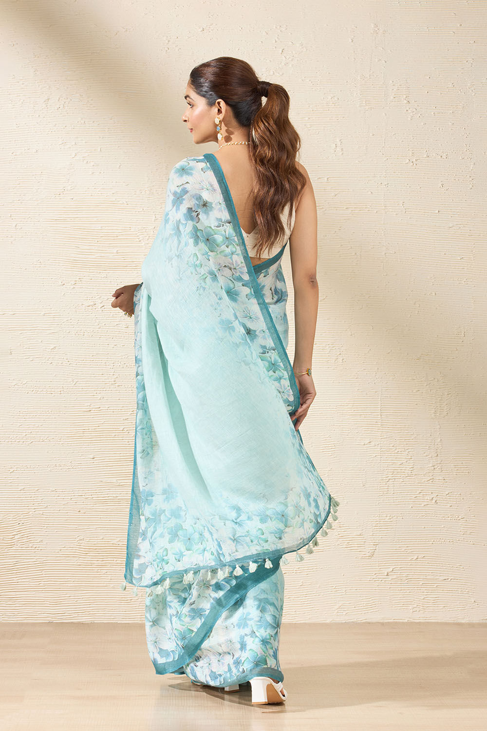 Blue Printed Pure Linen Saree image number null