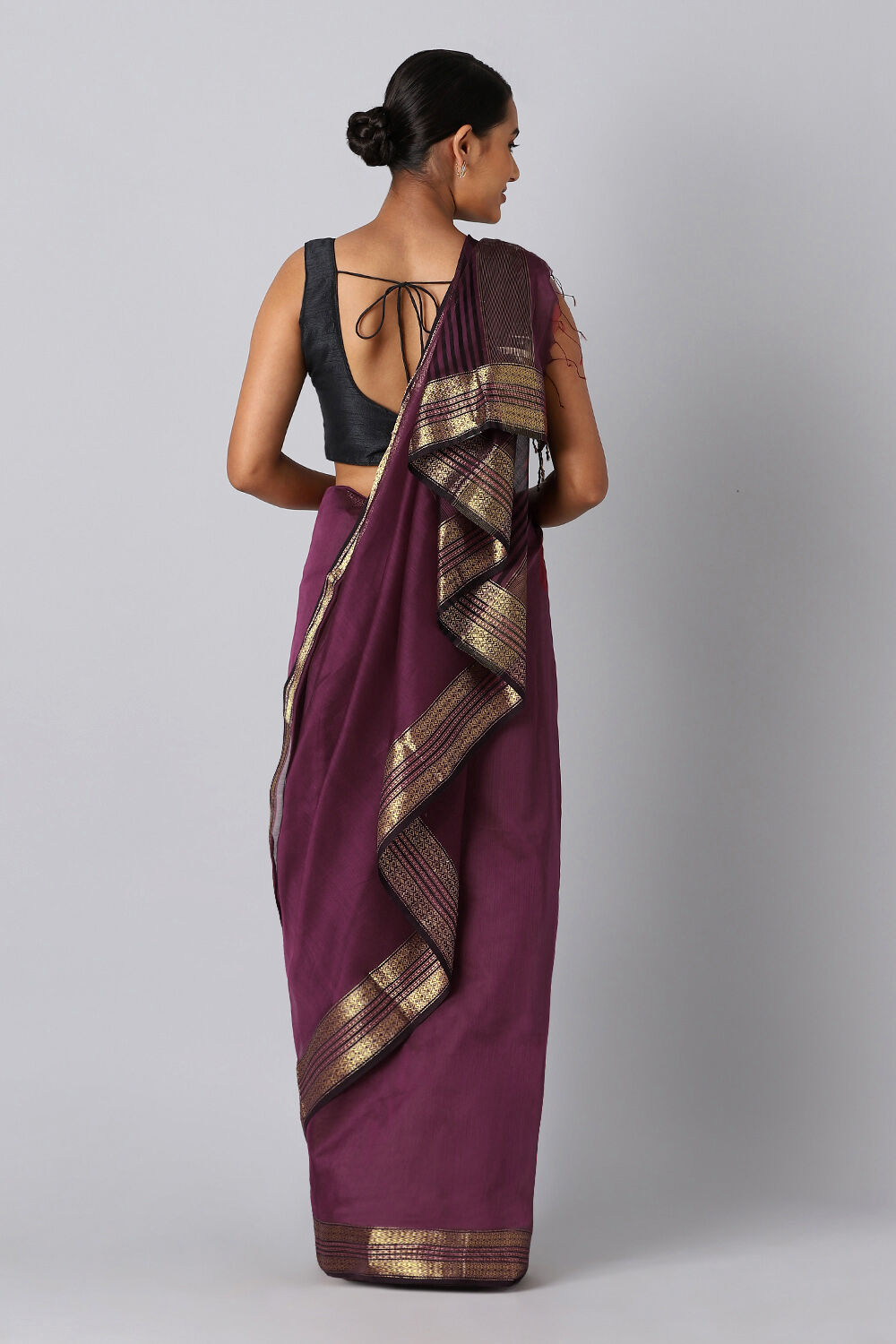 Violet Pure Silk Cotton Maheswari Saree image number null