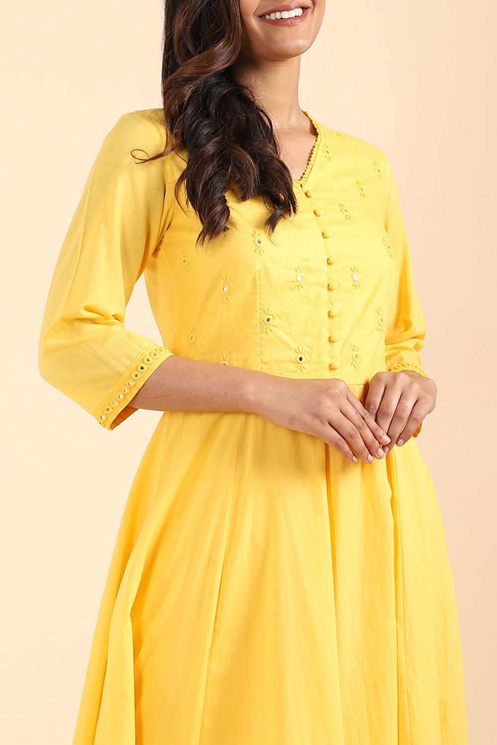 Yellow Cotton Mirror embroidered Kurta Set image number null