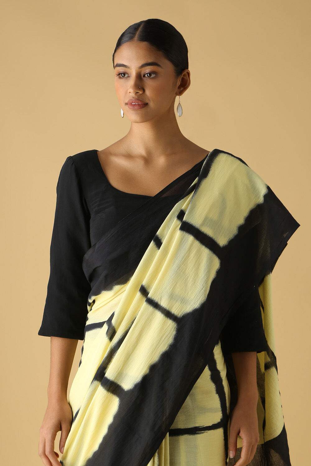 Light Yellow Cotton Printed Saree image number null
