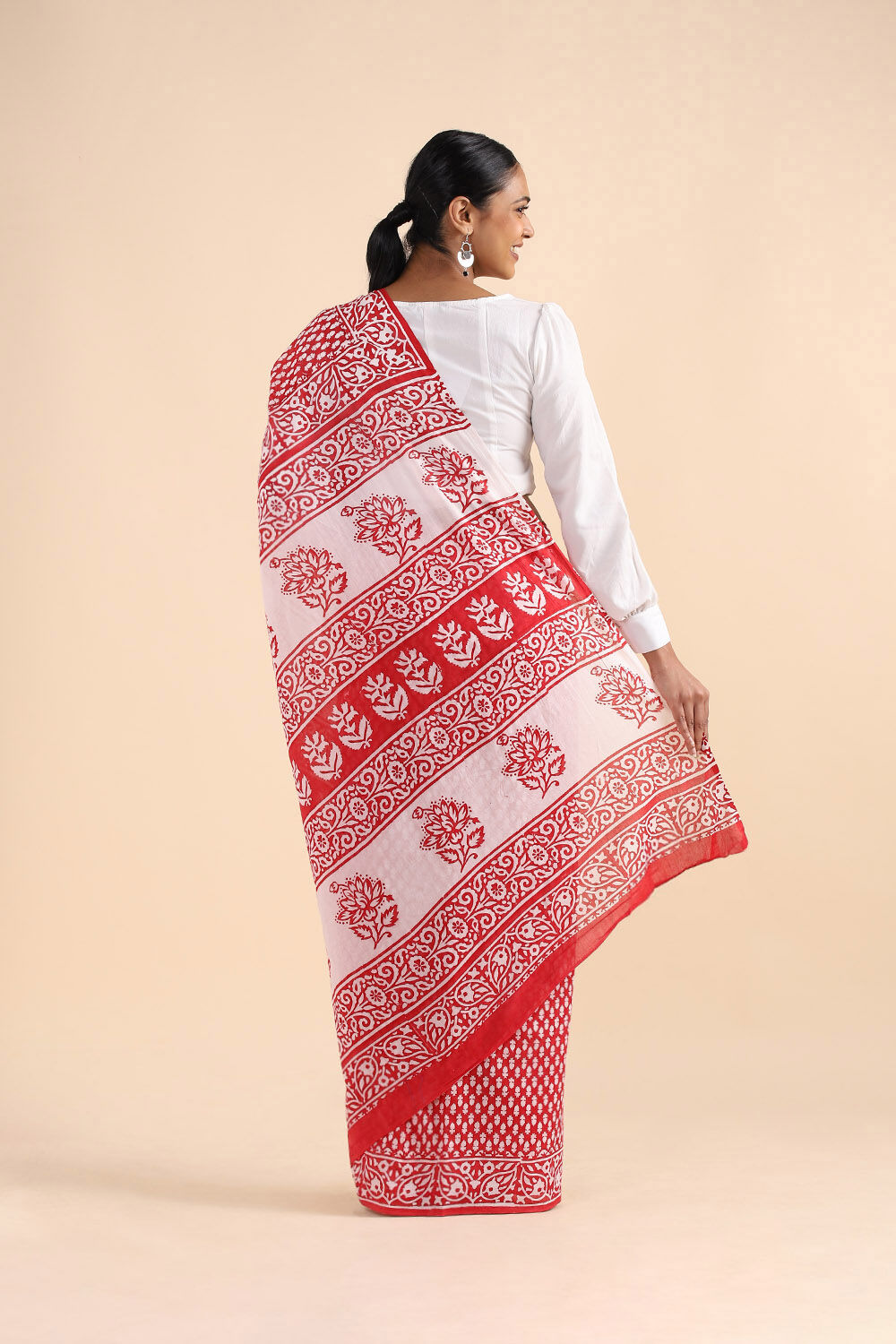 Red Pure Cotton Sanganeri Printed Saree image number null