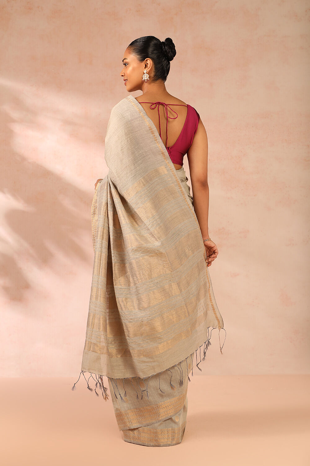 Grey Woven Pure Tussar Silk Saree image number null