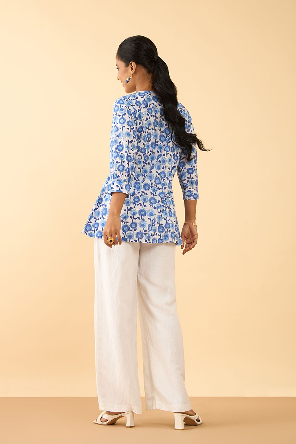 Off White Printed Sanganeri Pure Cotton Short Top image number null