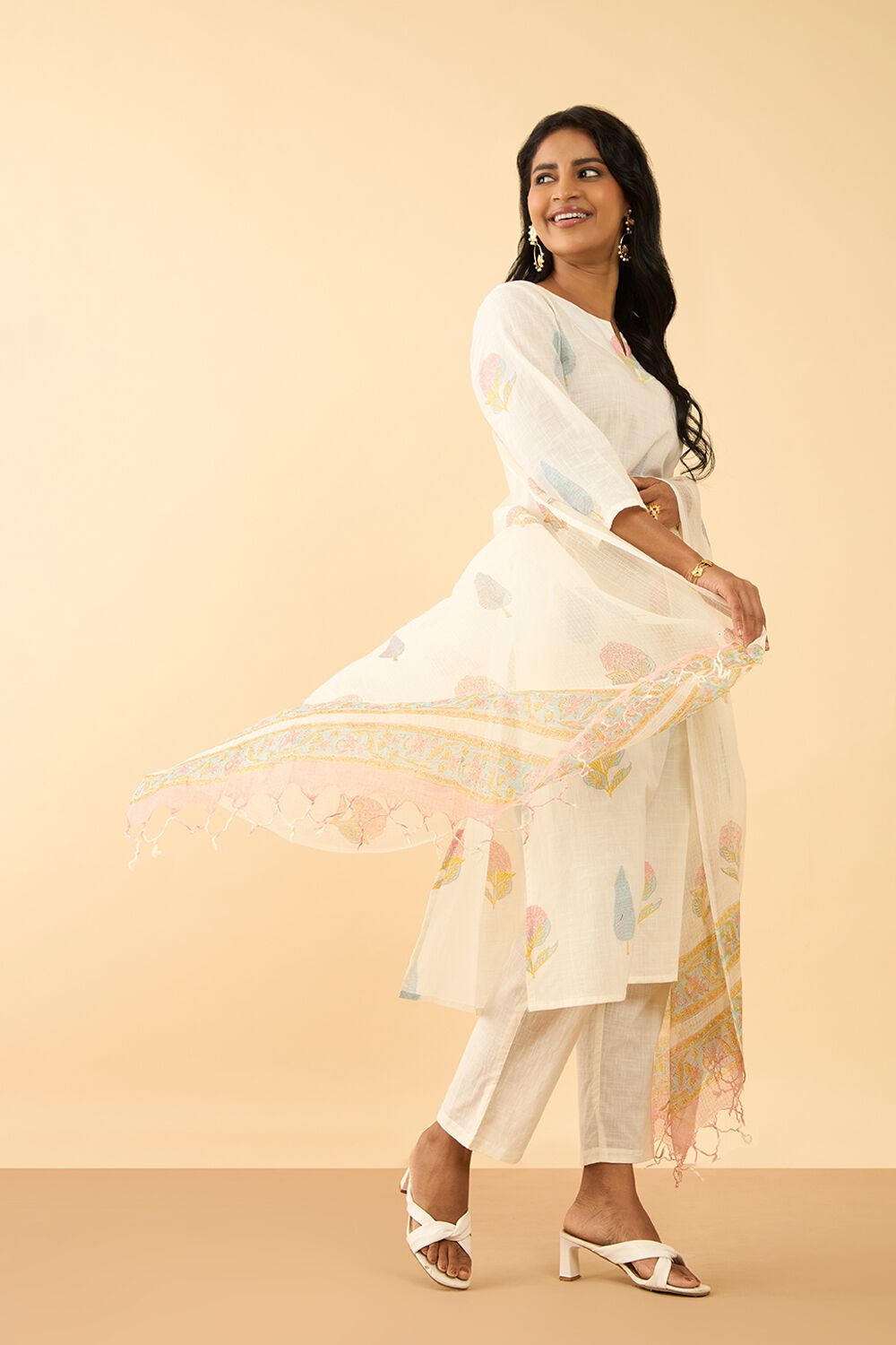Off White Screen Printed Pure Cotton Kurta Set image number null