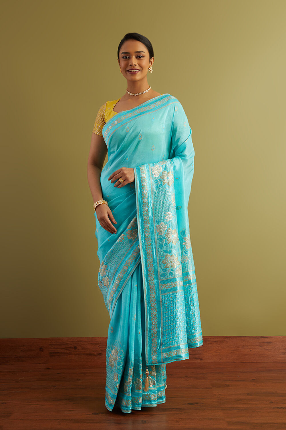 Blue Woven Viscose Luxe Saree image number null