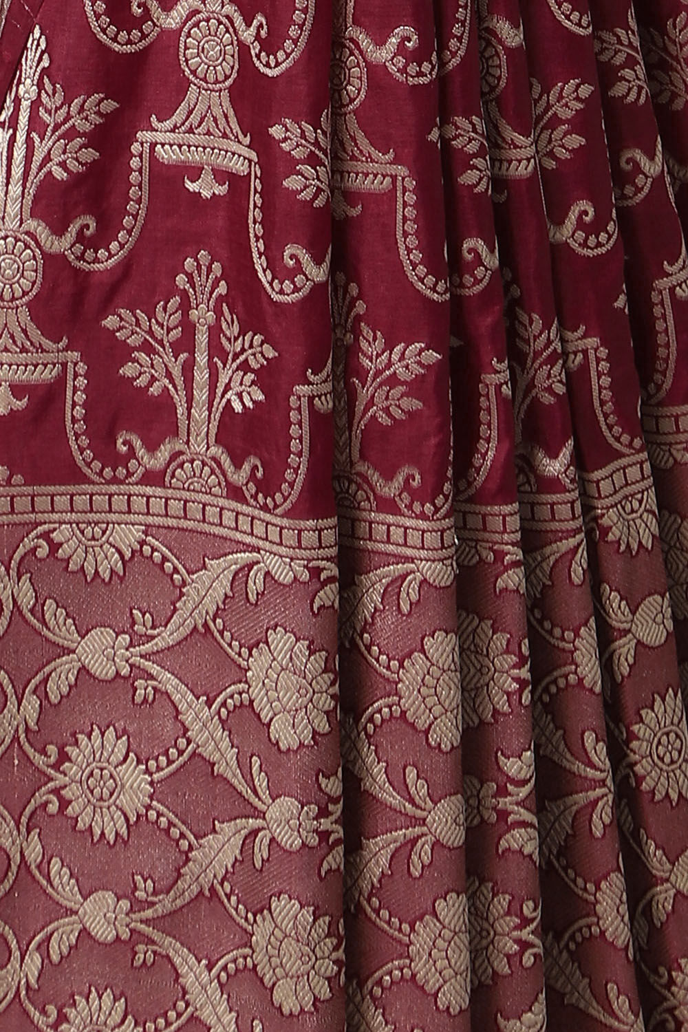 Red Pure Silk Banarasi Saree image number null