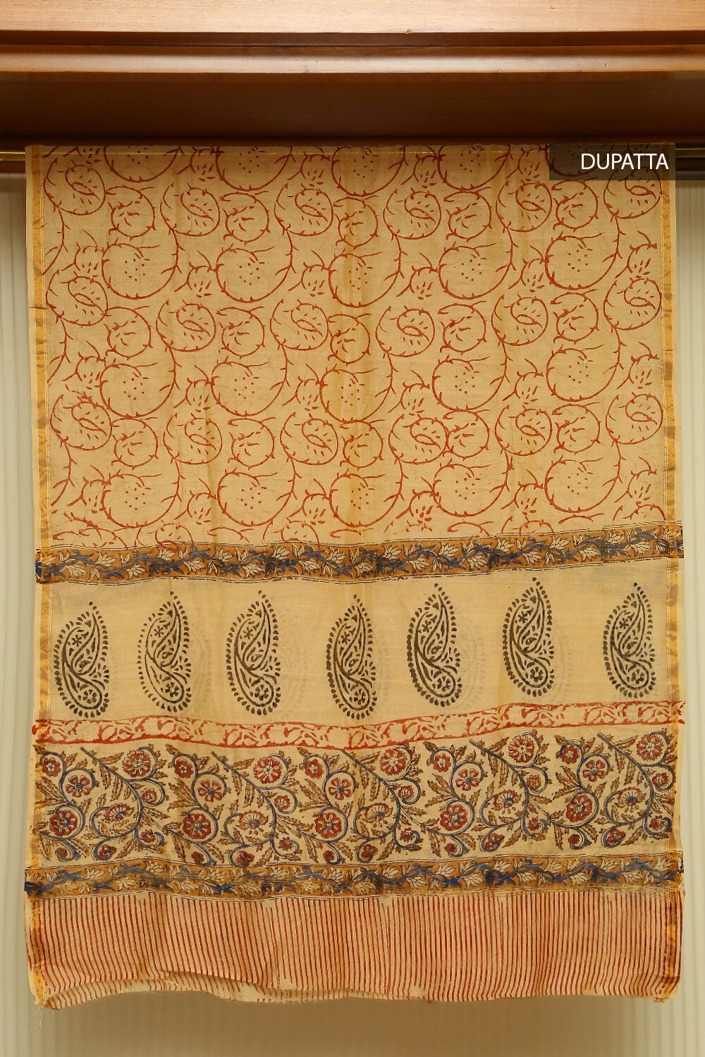 Off-white Kalamkari Pure Silk Cotton Suit Set image number null