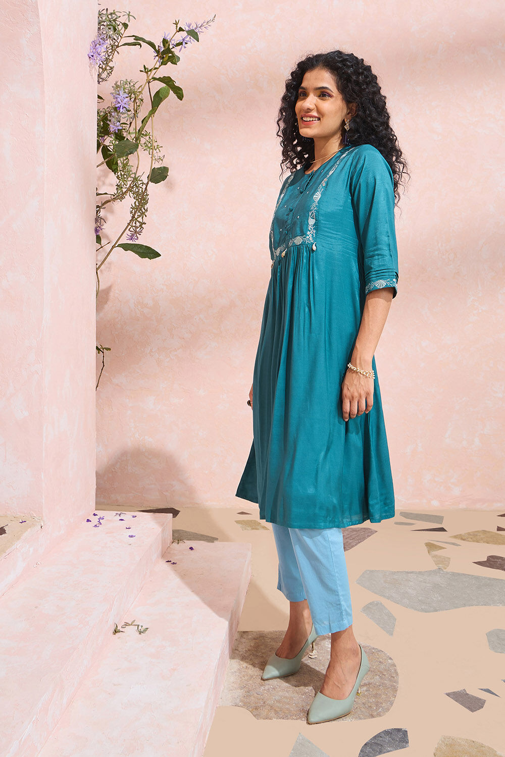 Dark Blue Viscose Embroidered Kurta image number null