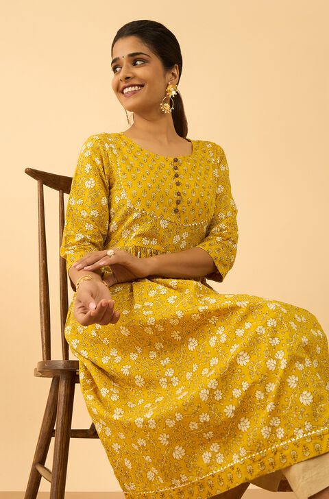 Yellow Screen Printed Pure Cotton Kurta