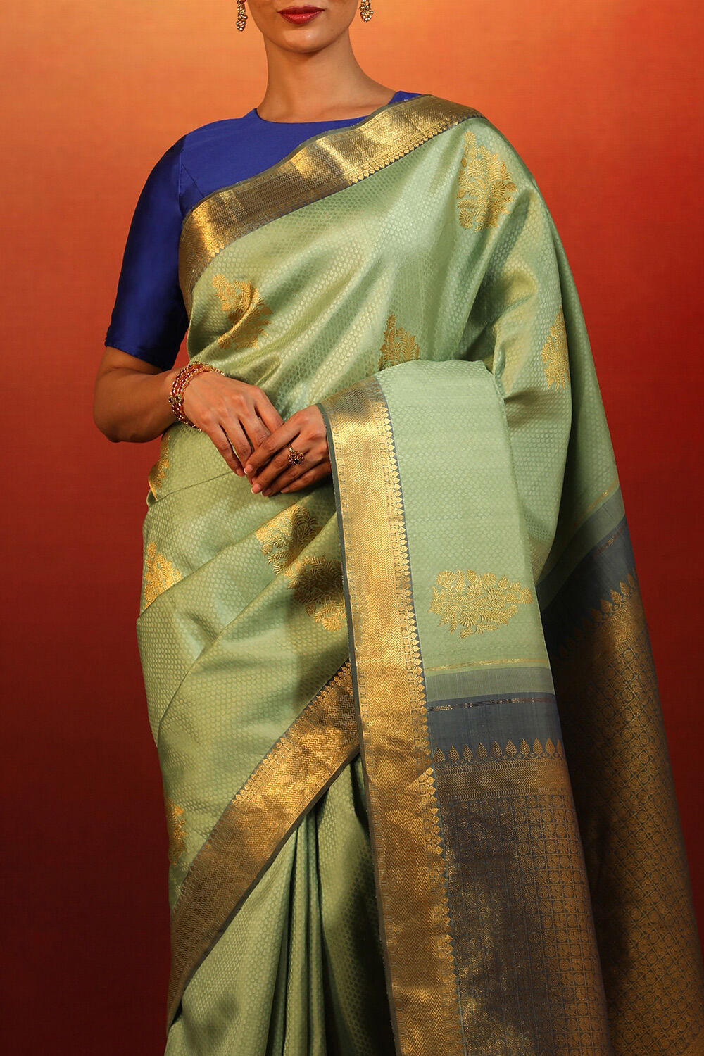 Pistachio Woven Pure Silk Kanjivaram Saree image number null