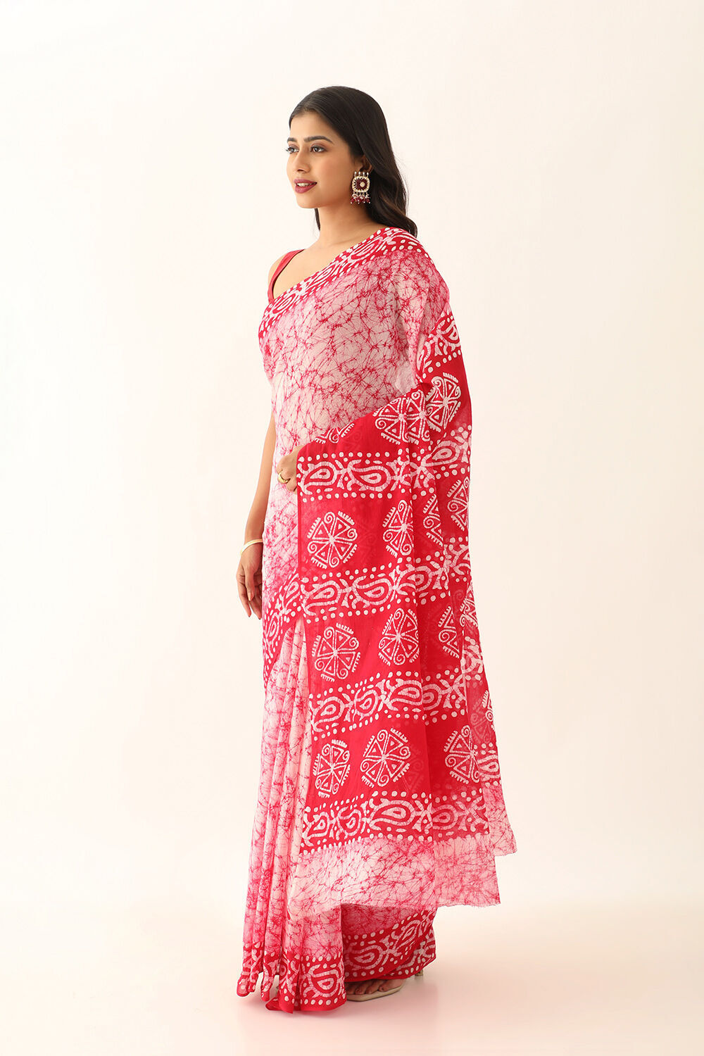 White Pure Cotton Batik Saree image number null