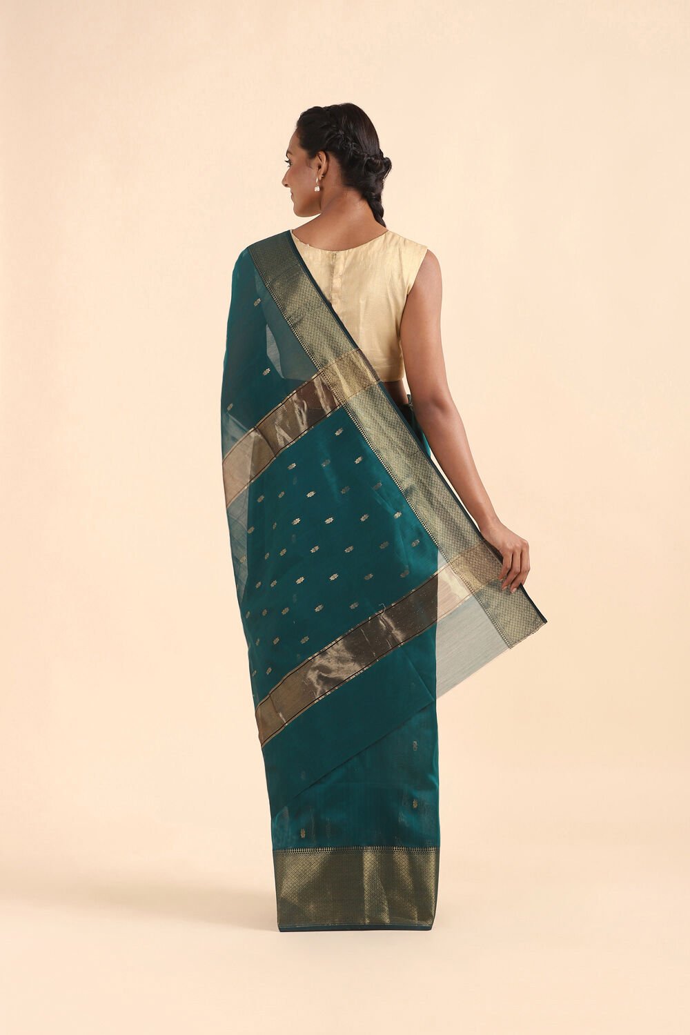 Dark Green Pure Silk Cotton Maheswari Saree image number null