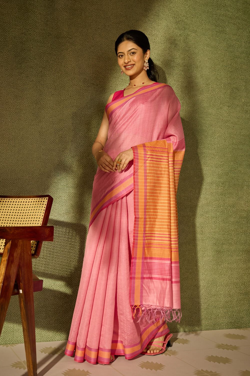 Pink Bhagalpur Woven Silk Viscose Saree image number null