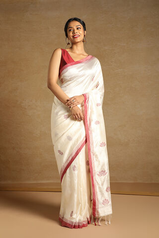 Off White Bengali Pure Silk Jamdani Saree thumbnail image number null
