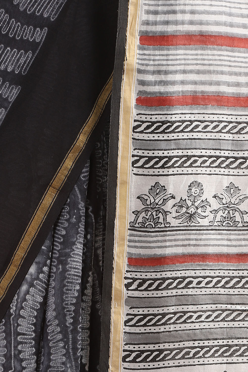 Black Pure Silk Cotton Shibori Saree image number null