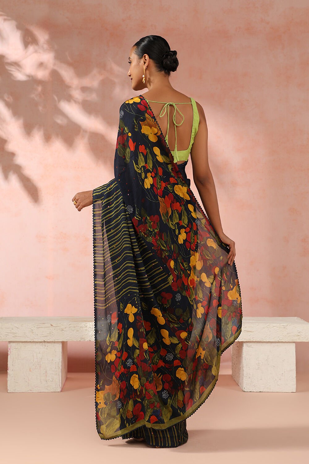 Navy Contemporary Viscose Crepe Digital Printed Saree image number null