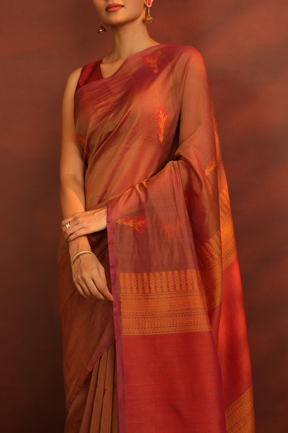 Purple South Pure Silk Cotton Woven Saree image number null