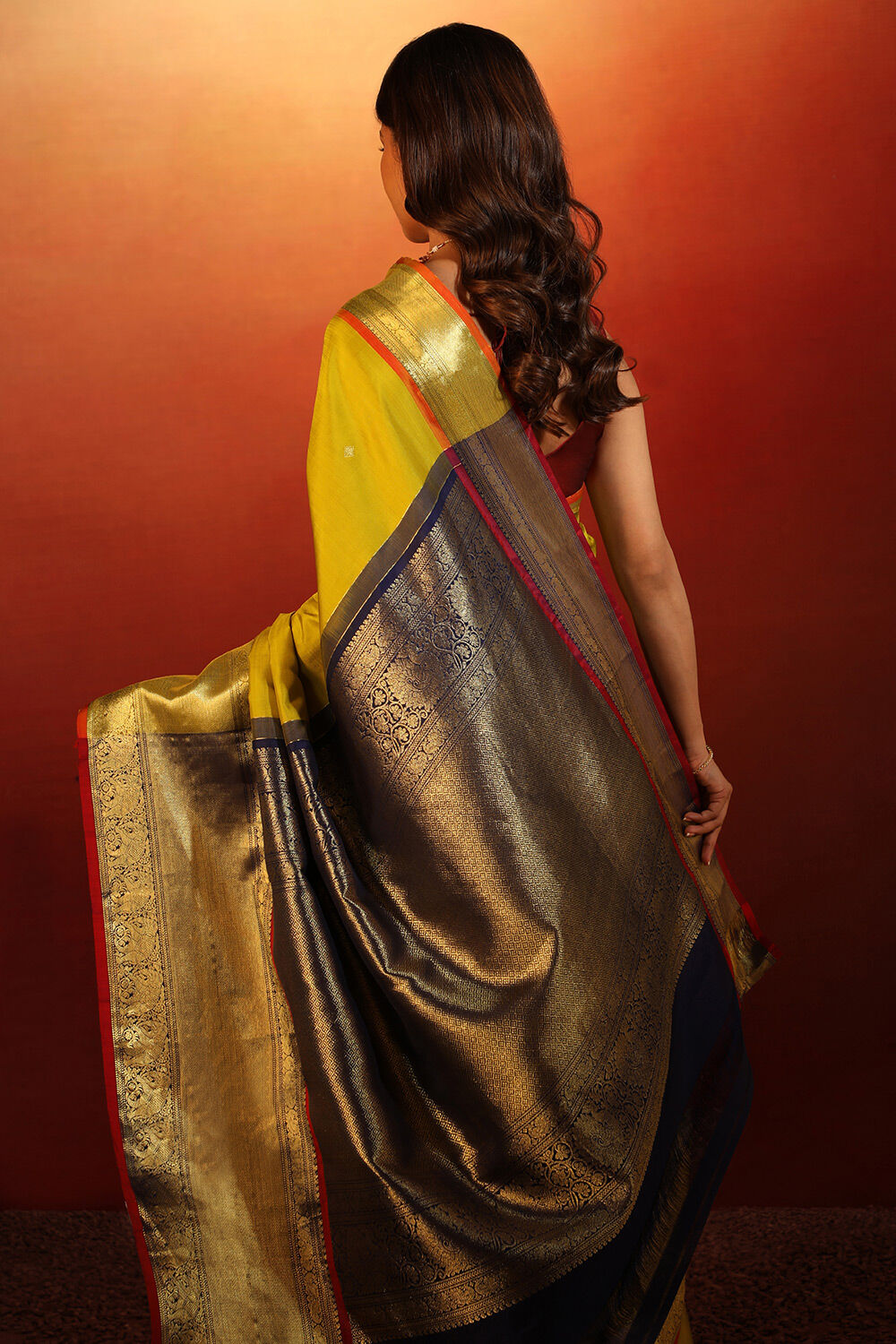 Lime Woven Pure Silk Kanjivaram Saree image number null