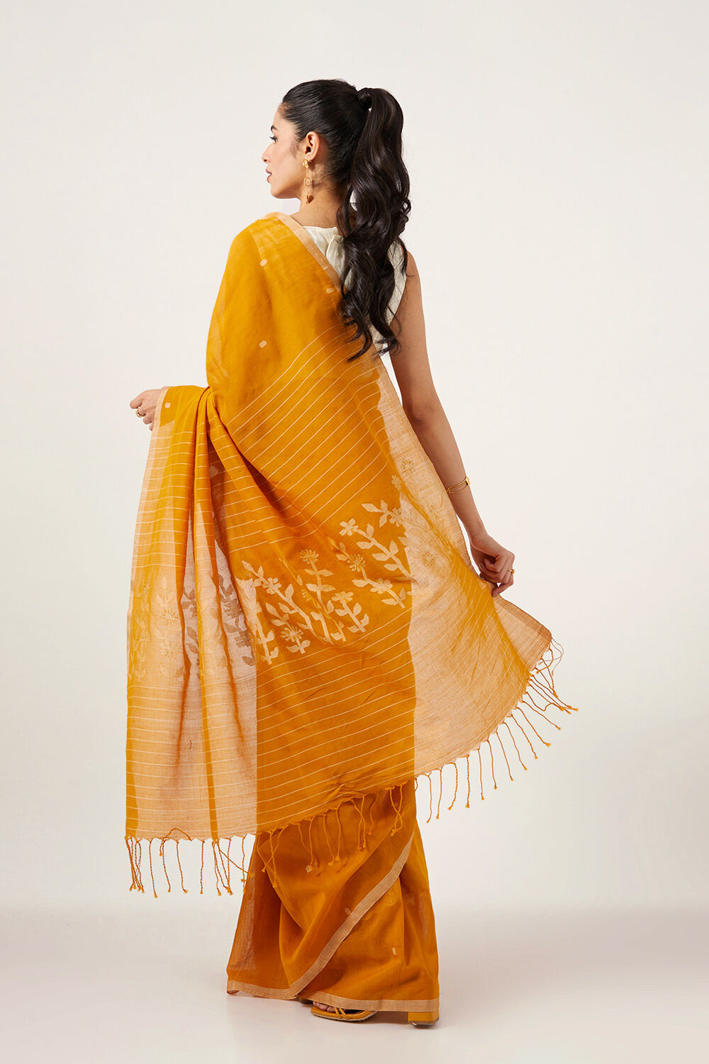 Yellow Pure Cotton Bengal Saree image number null